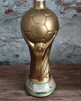Bottiglia di vino mondiale 1990 Italia 