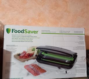 MACCHINA PER SOTTOVUOTO "FOOD SAVER"