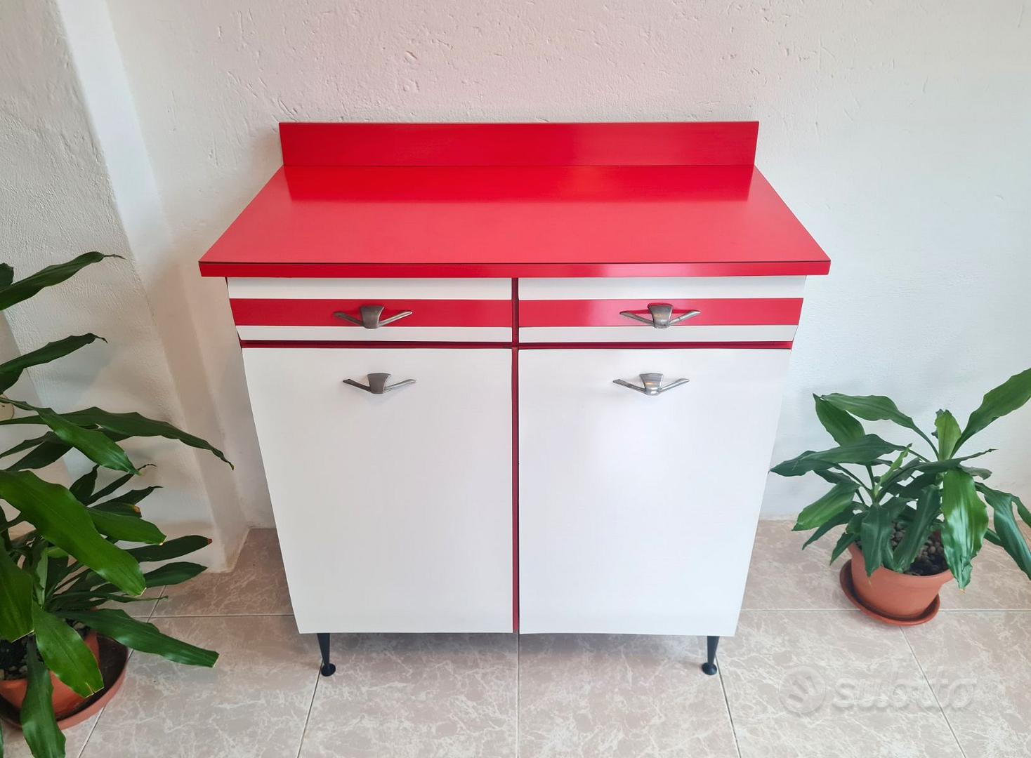 Credenza e pensile di cucina vintage, anni 60 Arredamento e