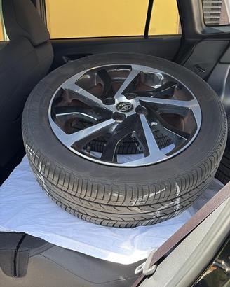 Set 4 cerchi in lega Toyota Yaris 2019