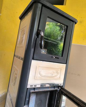 Stufa a legna con forno La Nordica Fulvia