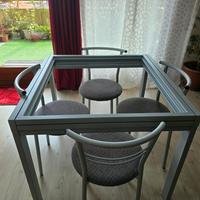 tavolo allungabile con 4 sedie