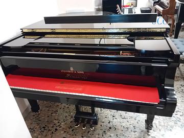 Steinway &Sons
