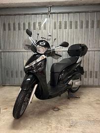 HONDA SH300