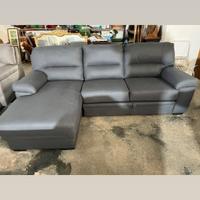 diavano nabuk con penisola e letto estraibile