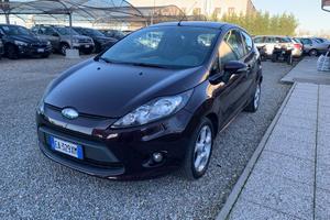 FORD Fiesta 1.4 TDCi 68CV 3 porte Titanium