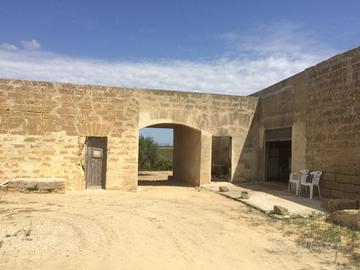 Casa rurale con terreno