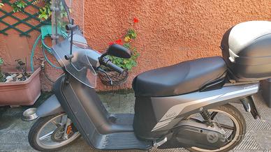 scooter Askoll