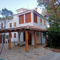 Villa mediterranea a 100 mt.dal mare