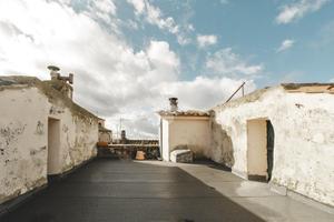 3 LOCALI A TARQUINIA