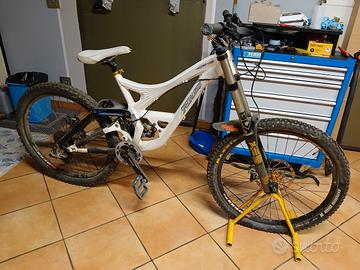Specialized Dh MTB