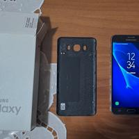 Samsung modello Galaxy J7 (2016)