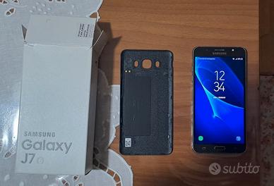 Samsung modello Galaxy J7 (2016)