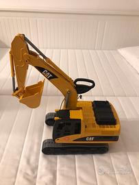 Bruder grande escavatore CAT