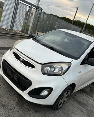 Kia picanto 2013 x ricambi