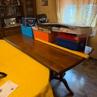 Tavolo da pranzo classico in legno 180 x 90