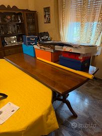 Tavolo da pranzo classico in legno 180 x 90