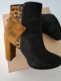 Stivaletti camoscio nero Albano 