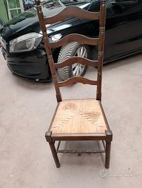 sedia con schienale alto