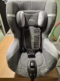 Seggiolino auto Bebè Confort Axiss