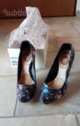 Scarpe decolte nere fantasia Fornarina numero 37