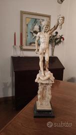scultura Perseo con testa di medusa