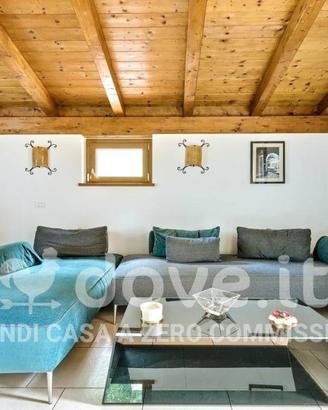 Appartamento di 170 m² con 5 locali a Beverino