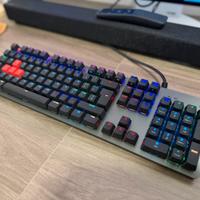 Tastiera Logitech G512 + poggia polsi