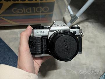 Canon AE 1 program con obiettivo