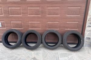 Gomme Pirelli scorpion  al 35% 40%  255/45/19