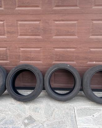 Gomme Pirelli scorpion  al 35% 40%  255/45/19