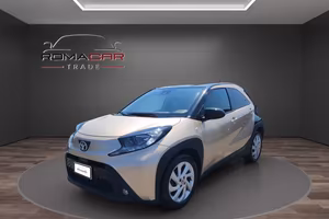 TOYOTA Toyota Aygo X 1.0 72 CV Trend BICOLORE