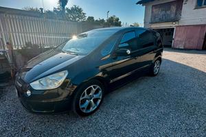Ford smax