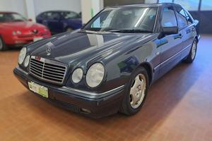 MERCEDES-BENZ E 200 cat Avantgarde