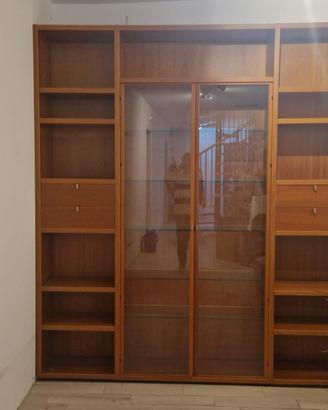libreria e buffet della Poliform