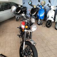 Mash Scrambler 125 .