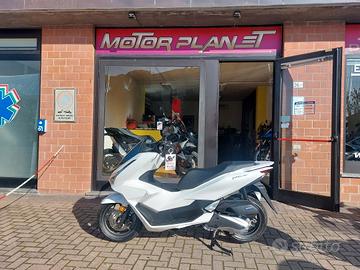 Honda PCX 125 nuovo da immatricolare