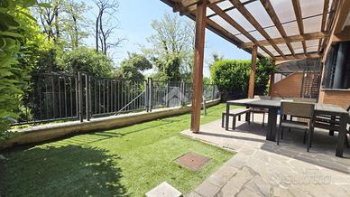 4 LOCALI A PESCHIERA BORROMEO