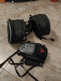 Borse laterali e borsa serbatoio moto