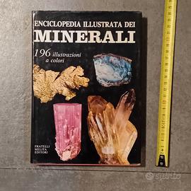 lotto di  3 libri Minerali gemme e pietre preziose