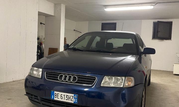 Audi A3 1.6 benzina