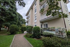 Appartamento di 99 m² con 3 locali e box auto a Ar