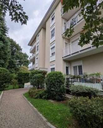 Appartamento di 99 m² con 3 locali e box auto a Ar