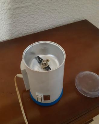Grattugiera e tritatutto aspira briciole tavolo da
