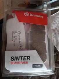 Pastiglie freno anteriore sintetizzate Brembo LA