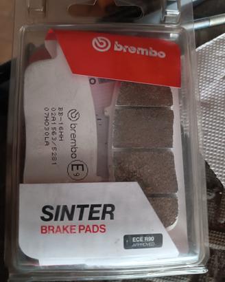 Pastiglie freno anteriore sintetizzate Brembo LA