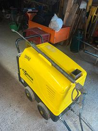 Idropulitrice professionale Acqua Calda 140bar