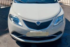 Lancia Ypsilon 1.2 benz. KM 85.000 !!!!!!! Unicopr