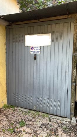 Garage via caduti 7 arese mi