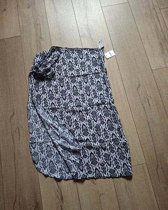 Pareo Tezenis nuovo con etichetta.
